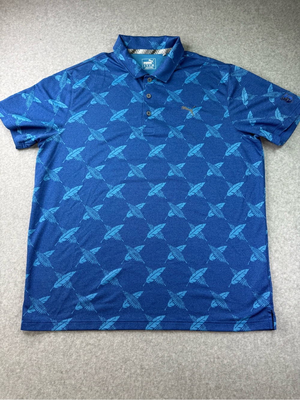 PUMA Men’s Blue Patterned Golf Polo Shirt size XL